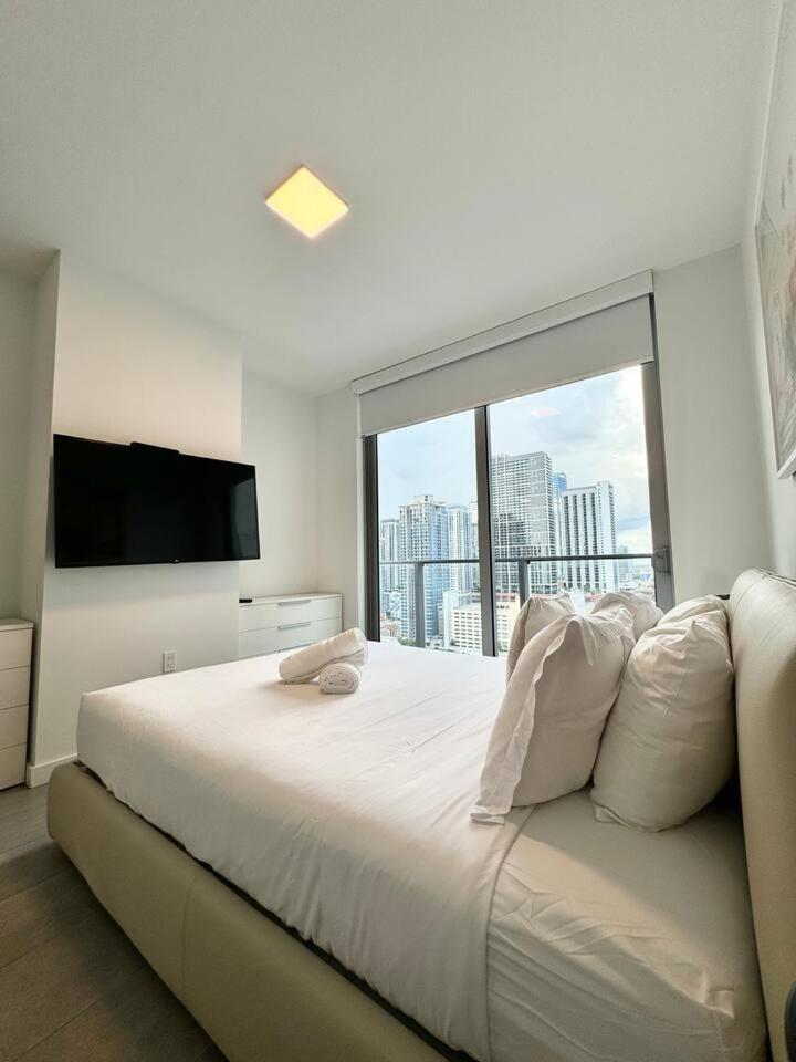 2 Bedrooms Design Condo Downtown Miami Pool And Gym Kültér fotó