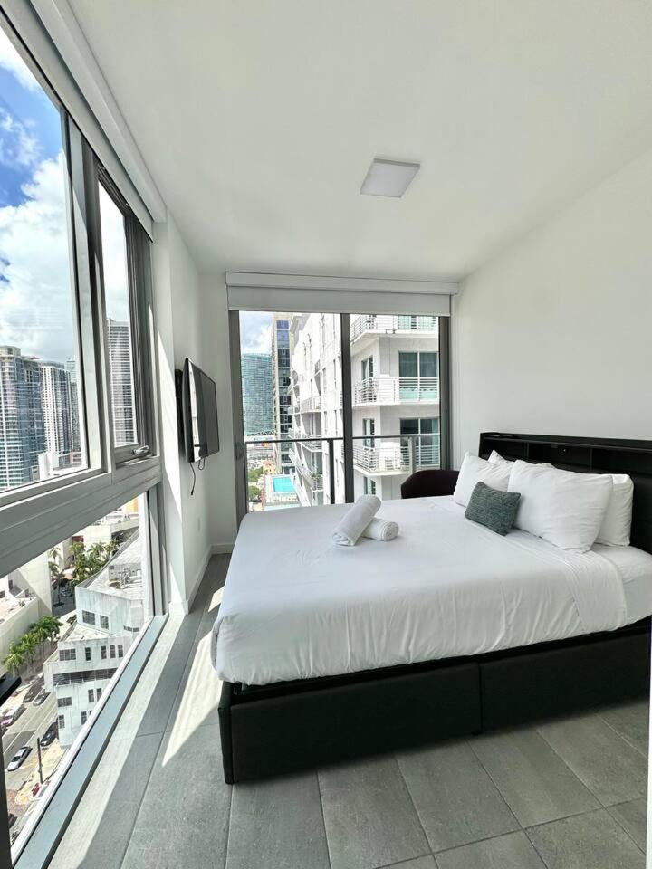 2 Bedrooms Design Condo Downtown Miami Pool And Gym Kültér fotó